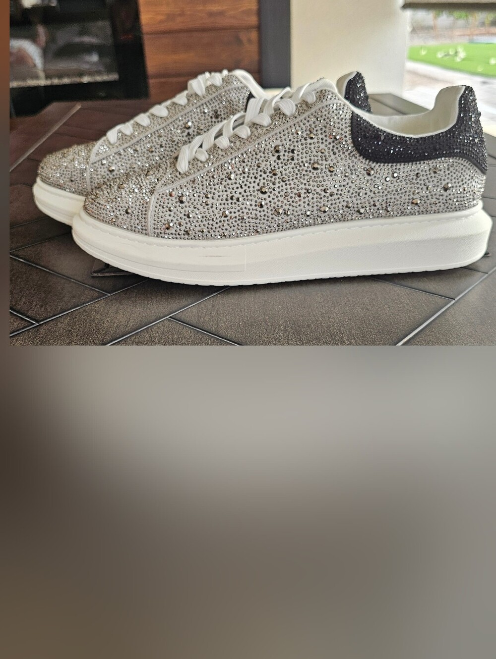 Steve Madden Silver Black Rhinestone Lace-Up Sneakers Shoes Men's Sz 9.5 & 12 - Picture 4 of 8
